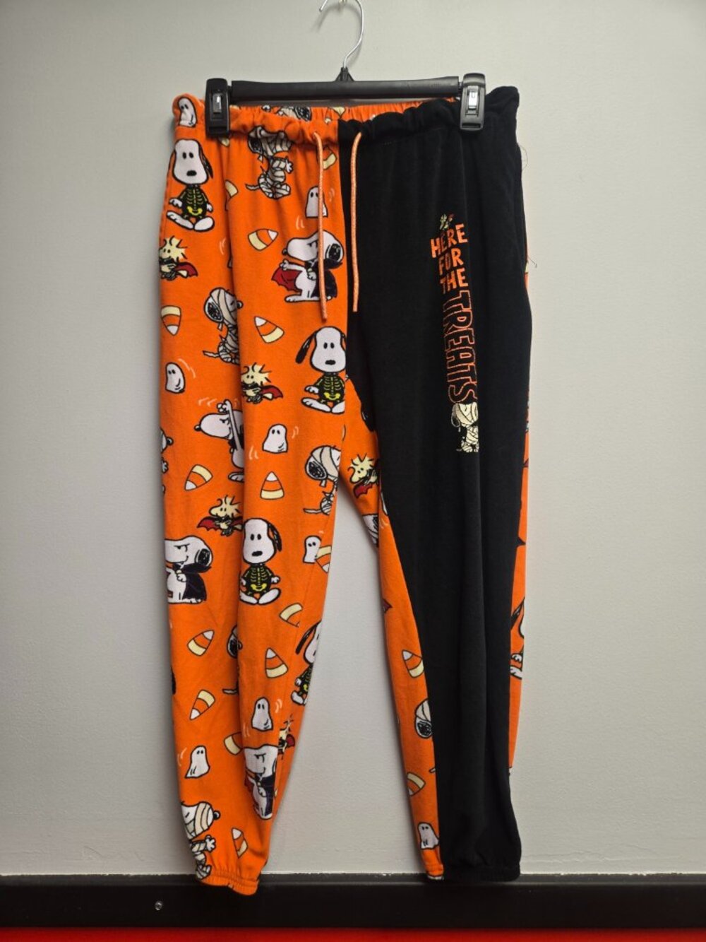 Snoopy Peanuts Halloween Pajama Pants Kids Unisex Small S 4-6 Fleece Sleepwear